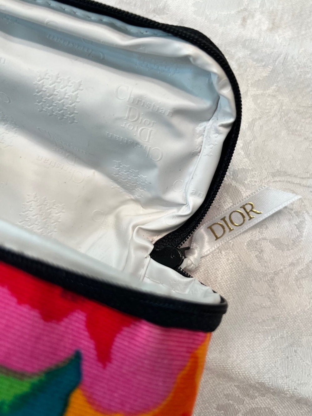 Dior Beauty Vintage Cosmetics Pouch with Dior Ribbon in Floral Design - Picture 6 of 10